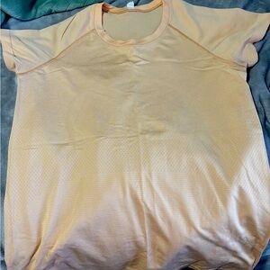 Lululemon swiftly tech